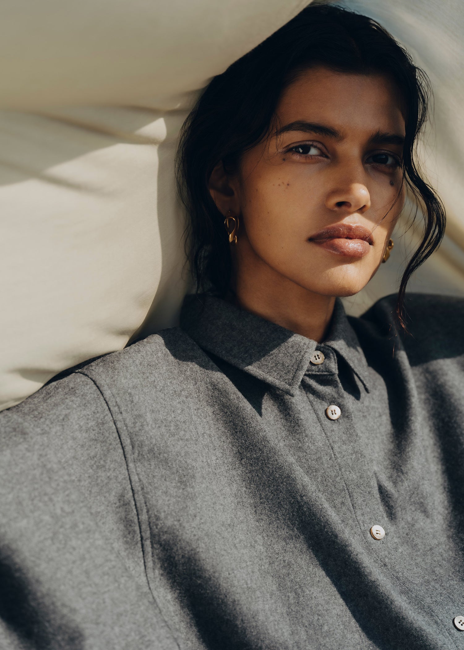 Éole Wavy Hoop Earrings - 24 carat gold-gilded