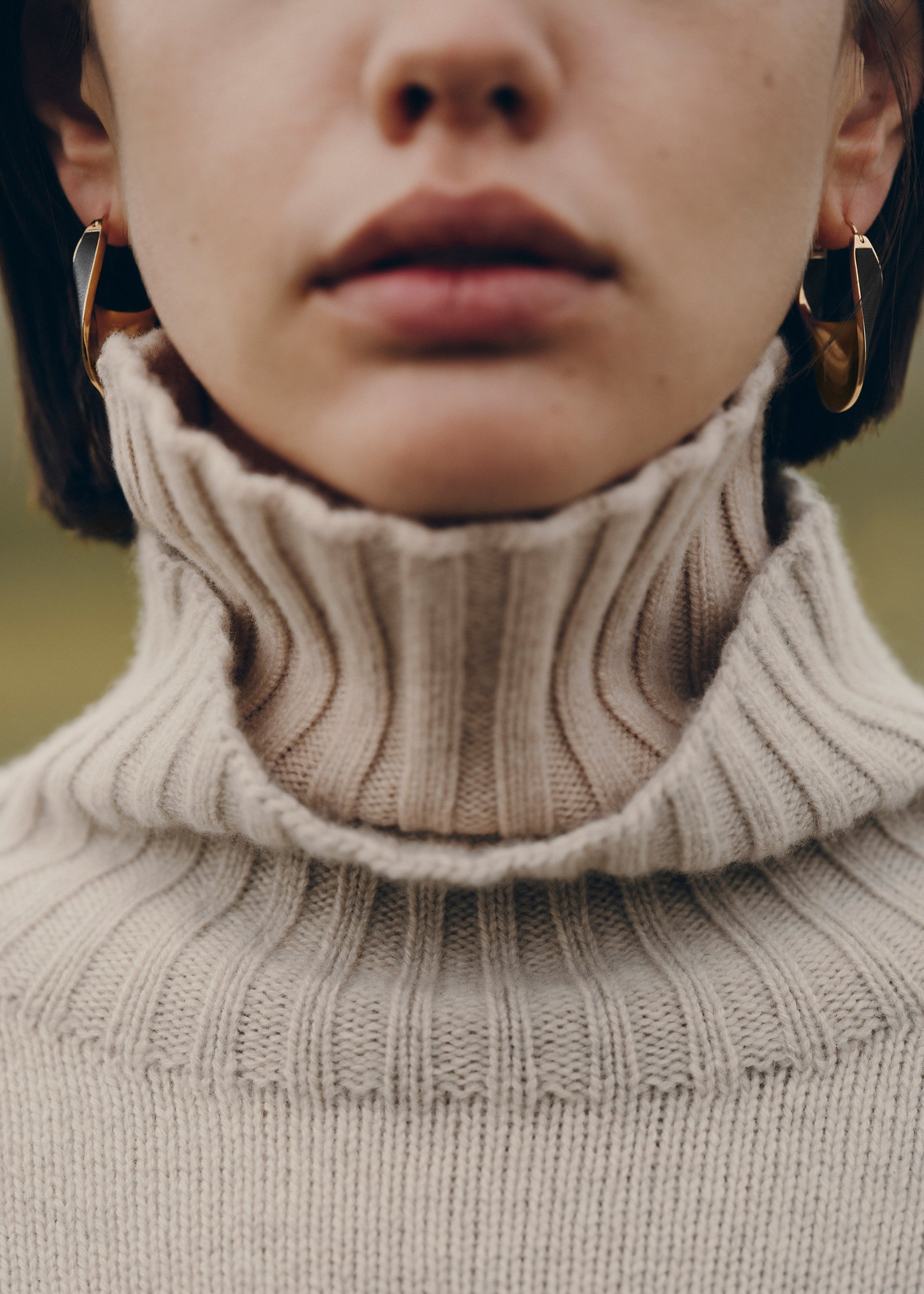 Éole Slim Hoop Earrings - Black Leather