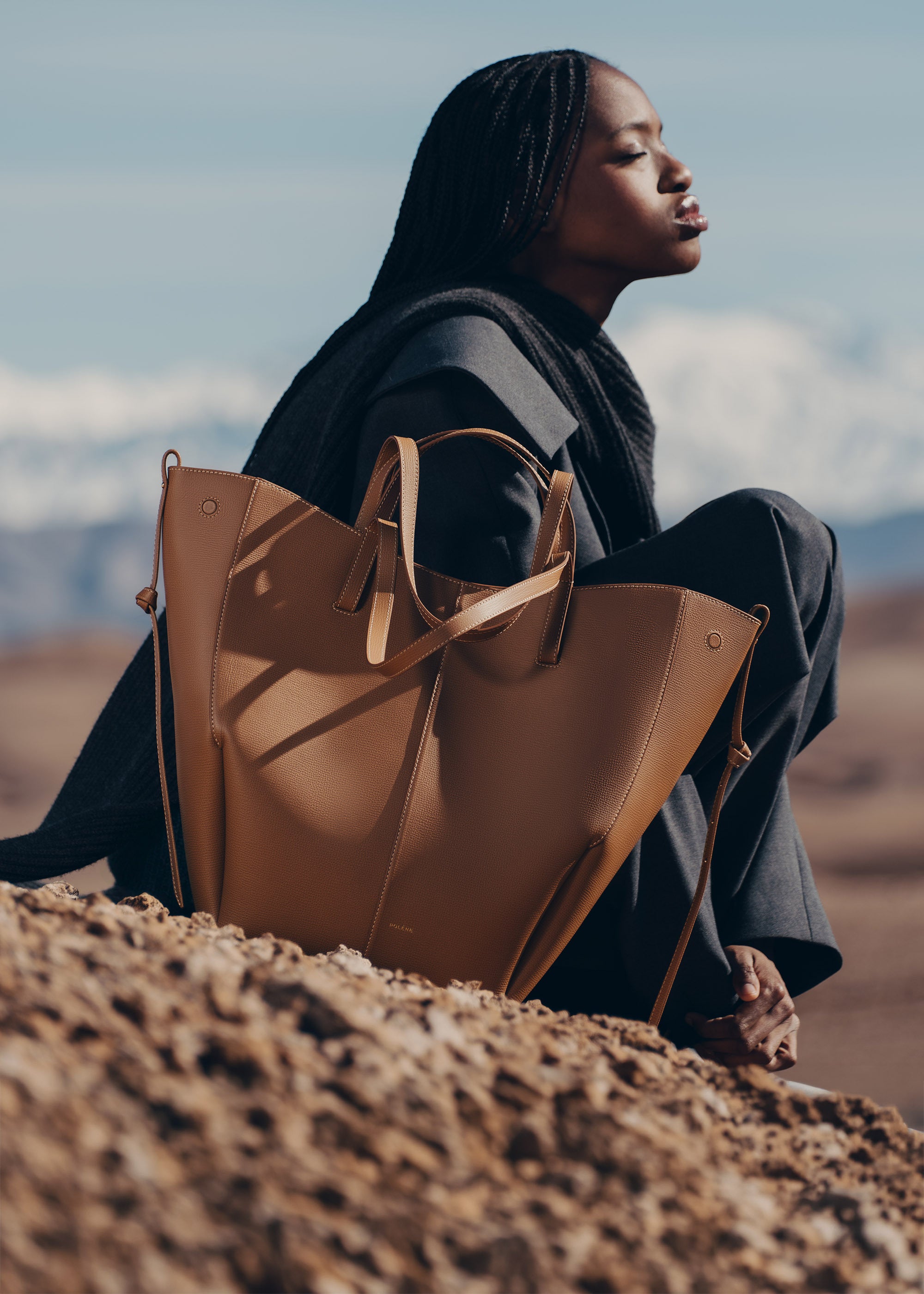 POLÈNE Cyme キャメル スモール トートバッグ Polène | Bag - Cyme Tote - Textured Camel – Polène US