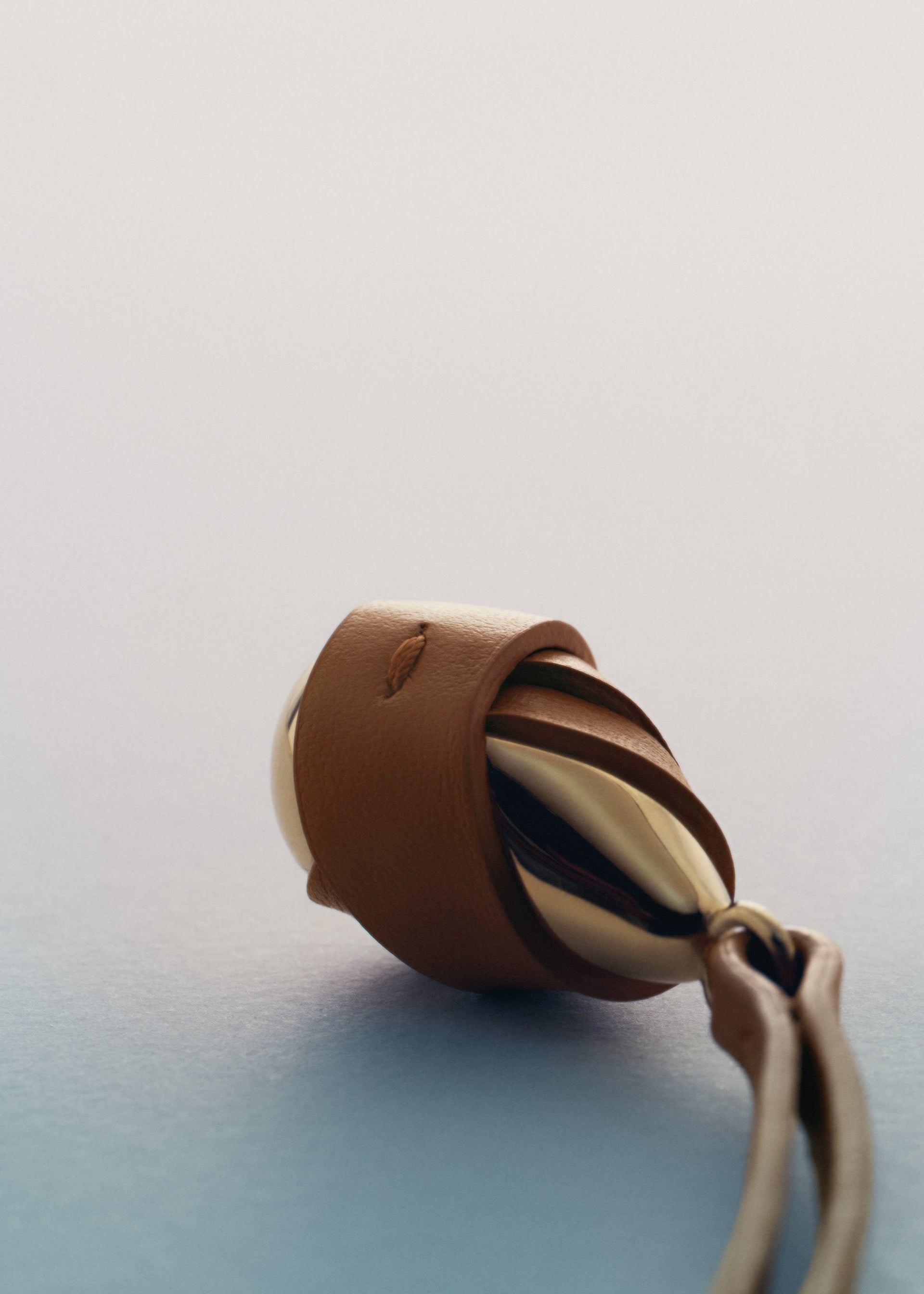 Ormé Pendant - Gold Gilded with Camel Leather