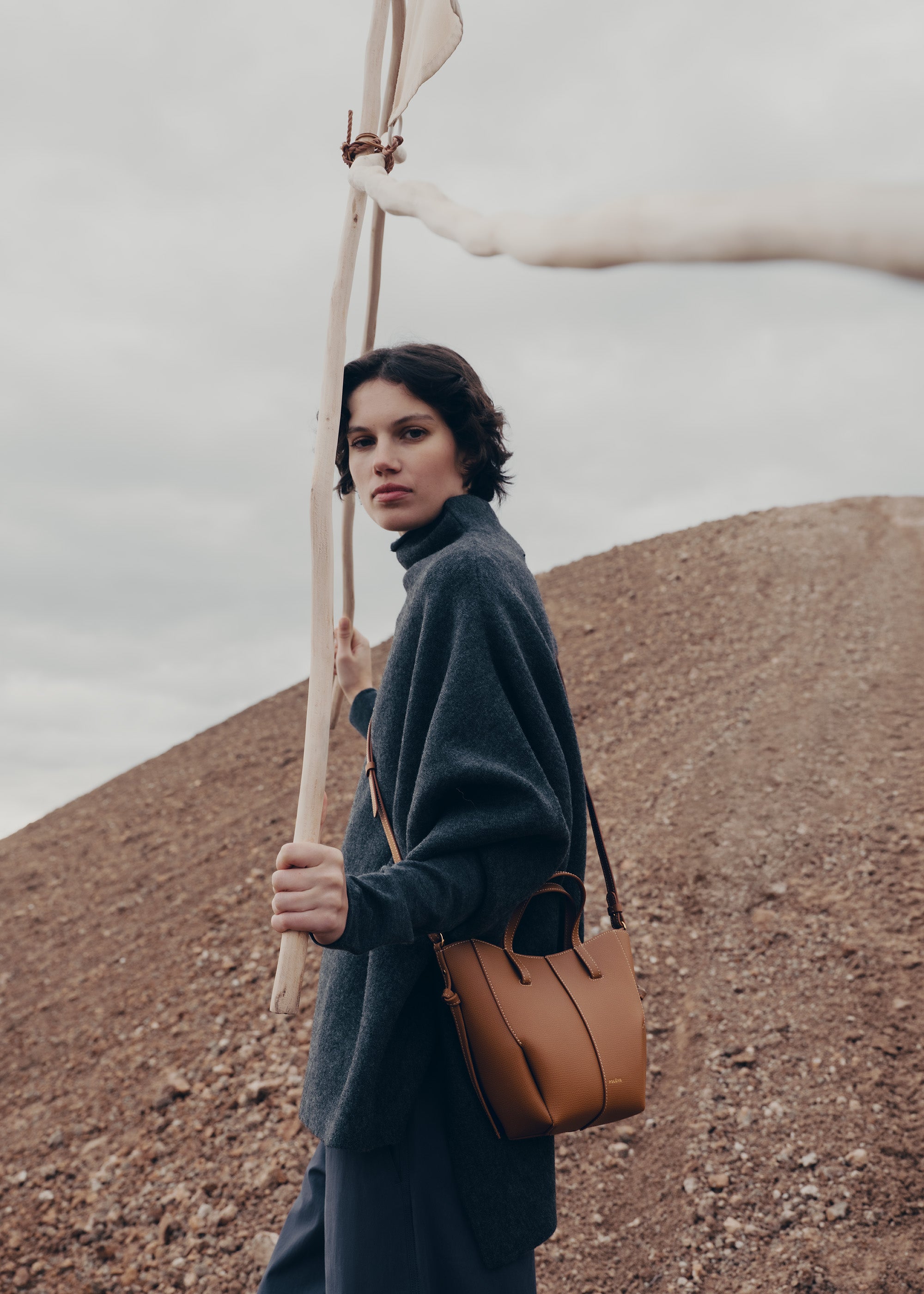 Polène | Bag - Cyme Tote Nano - Textured Camel – Polène US