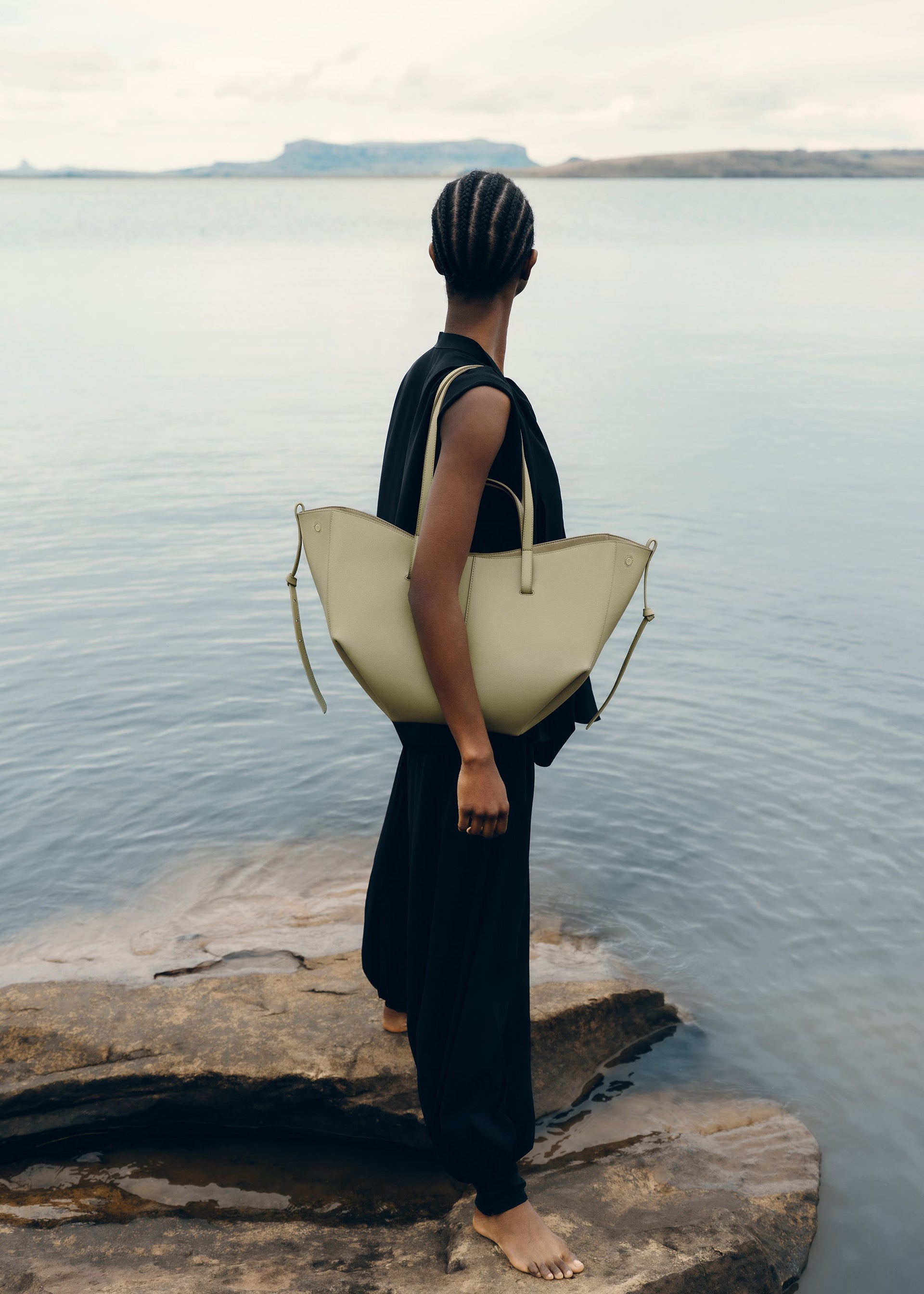 Cyme - Textured Linden