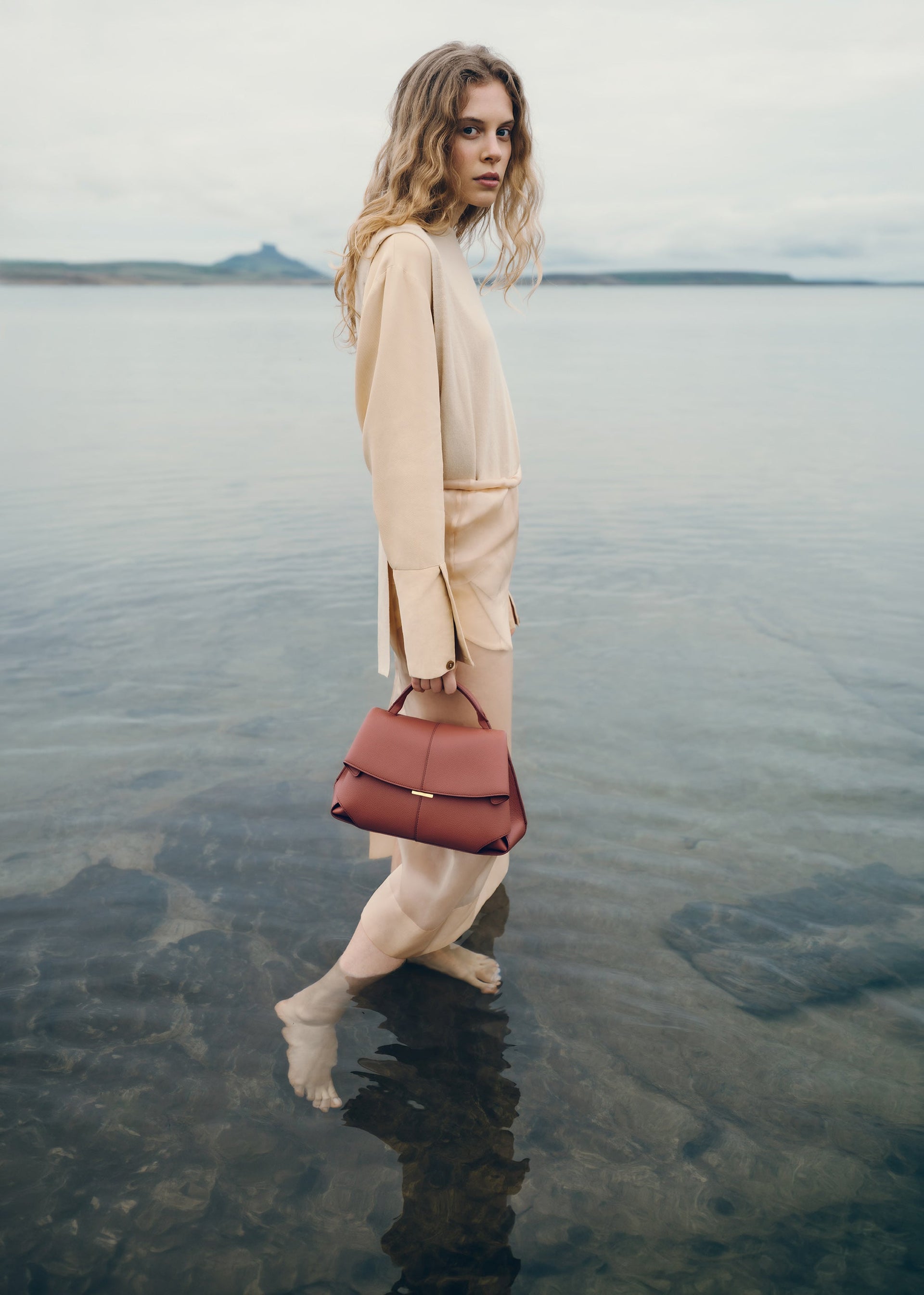 Mokki - Textured Terracotta