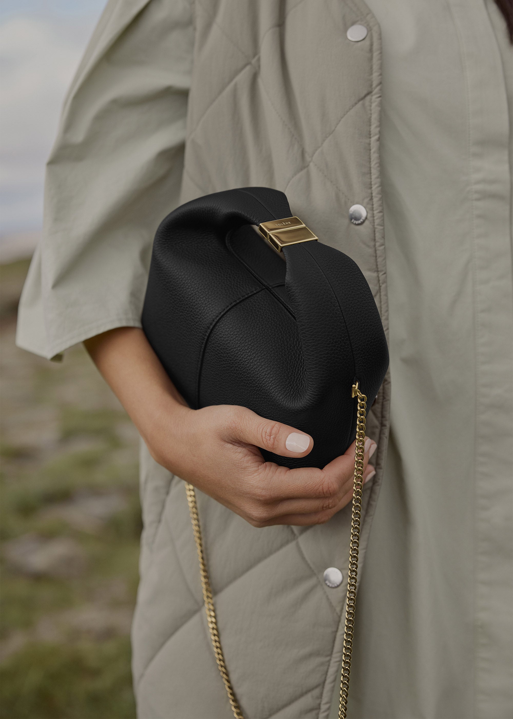 Polène | Bag - Béri with Chain - Black Textured Leather