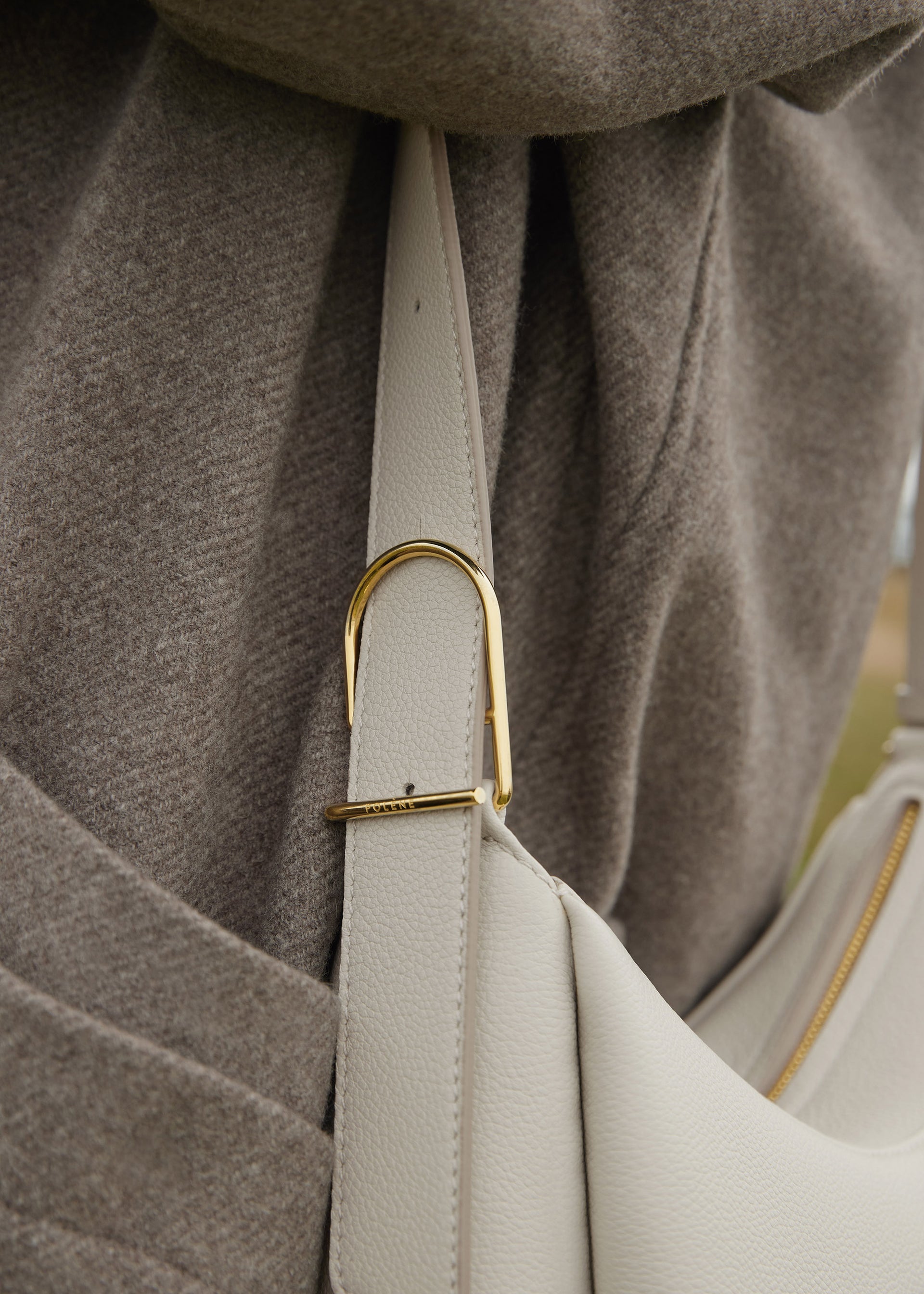 Umi - Textured Chalk