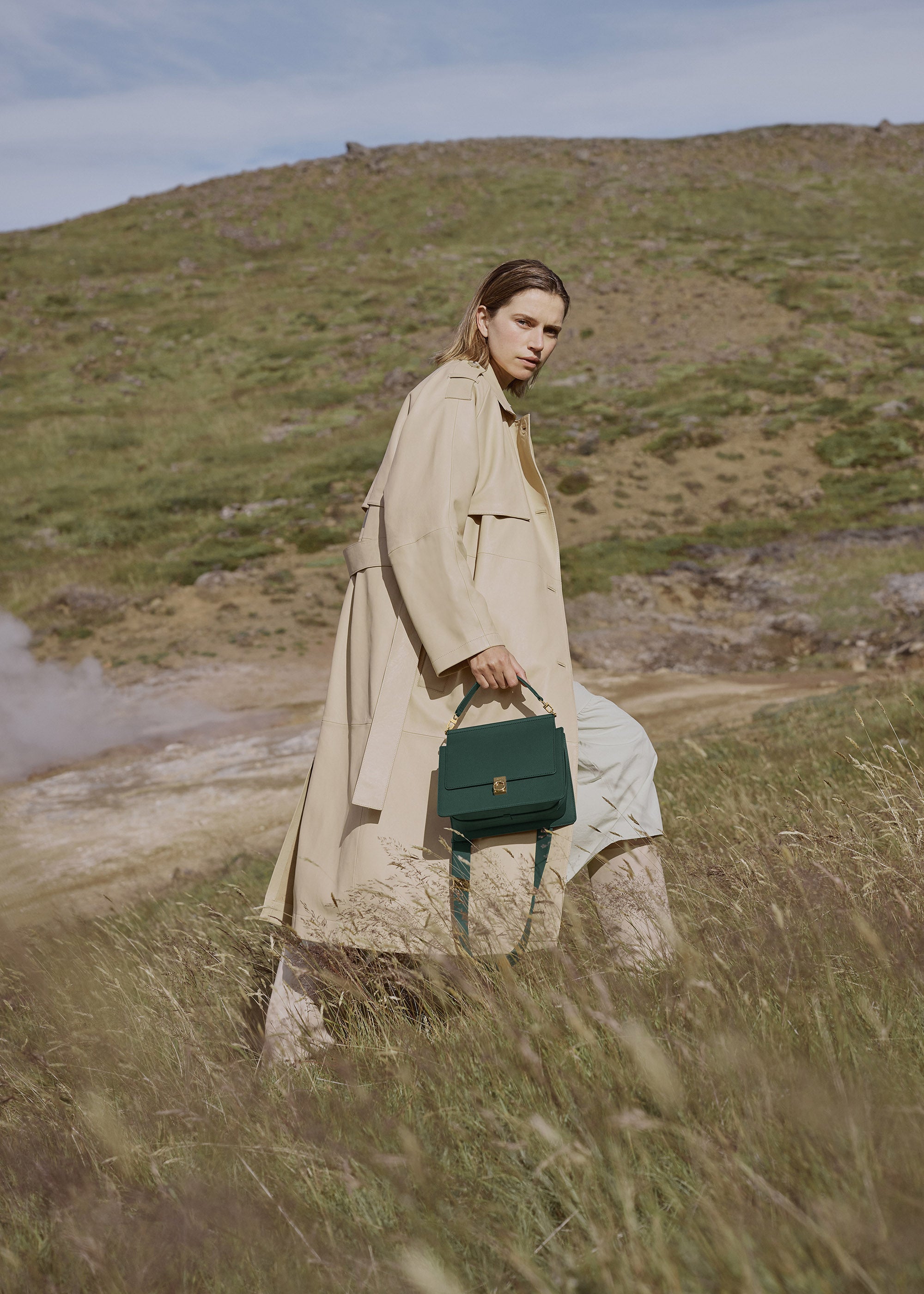Numéro dix leather handbag Polene Green in Leather - 36706446