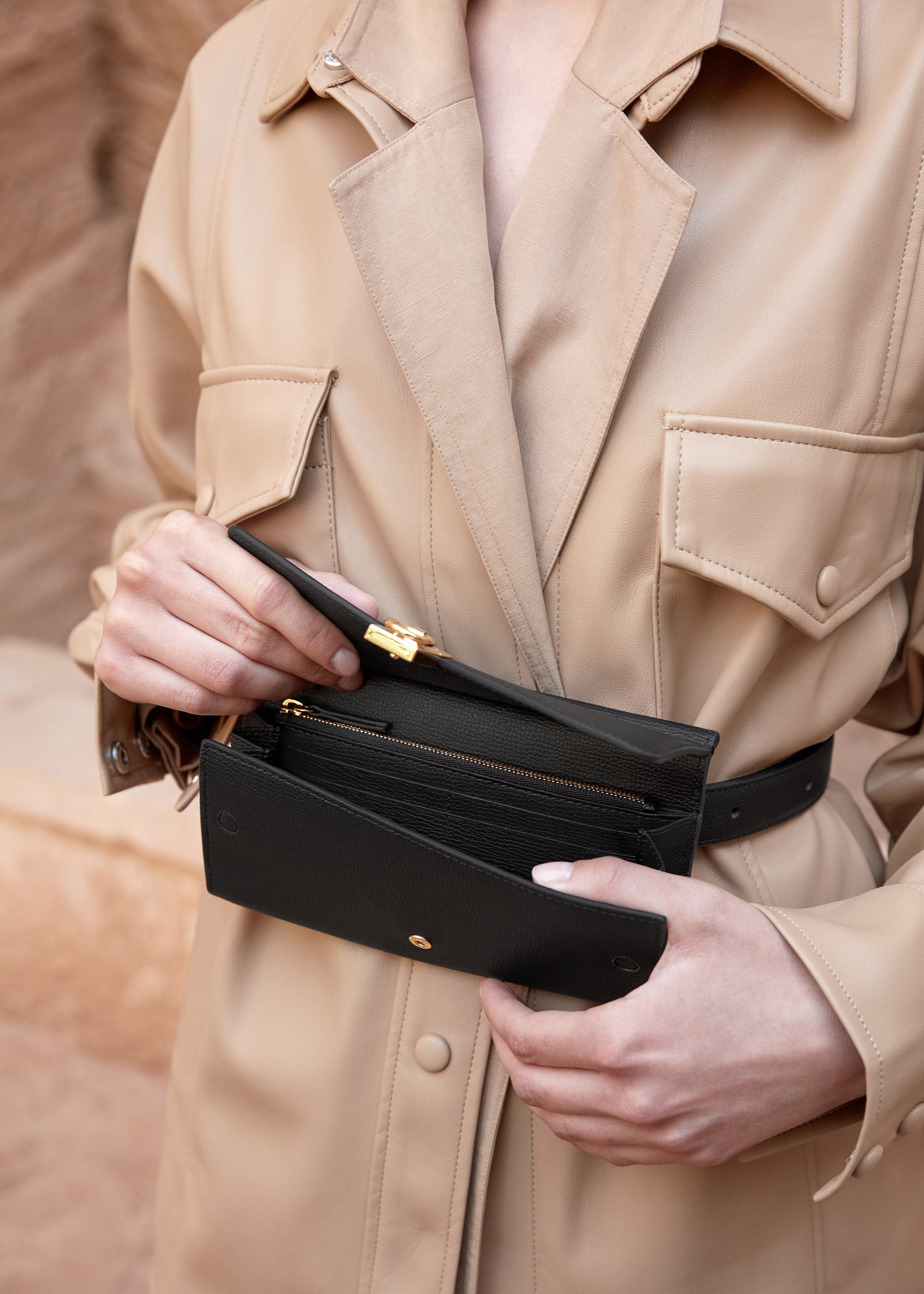 Polène Belt Bag Numéro Sept Textured Black